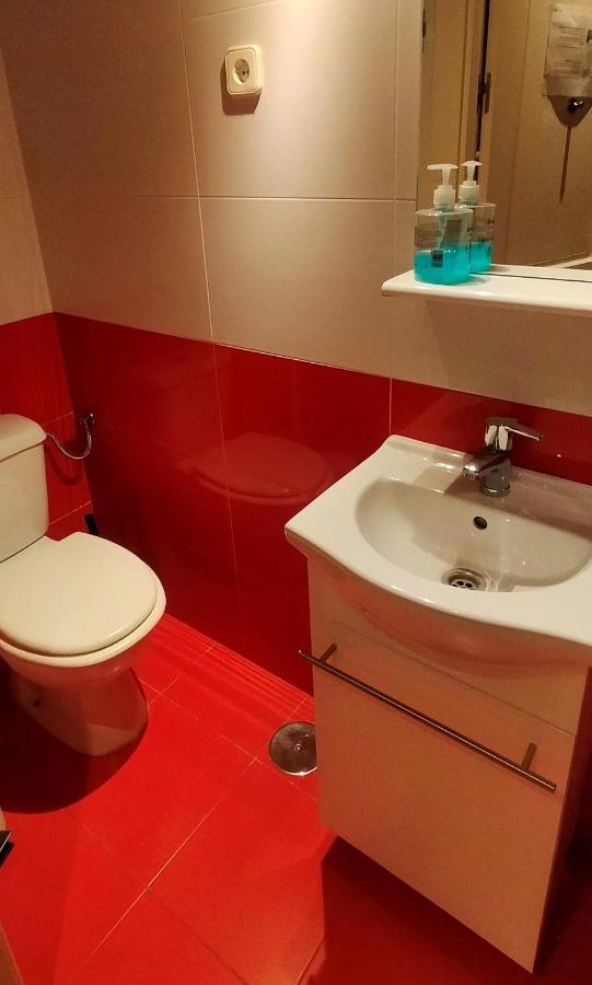 Single Rooms Μαδρίτη Εξωτερικό φωτογραφία